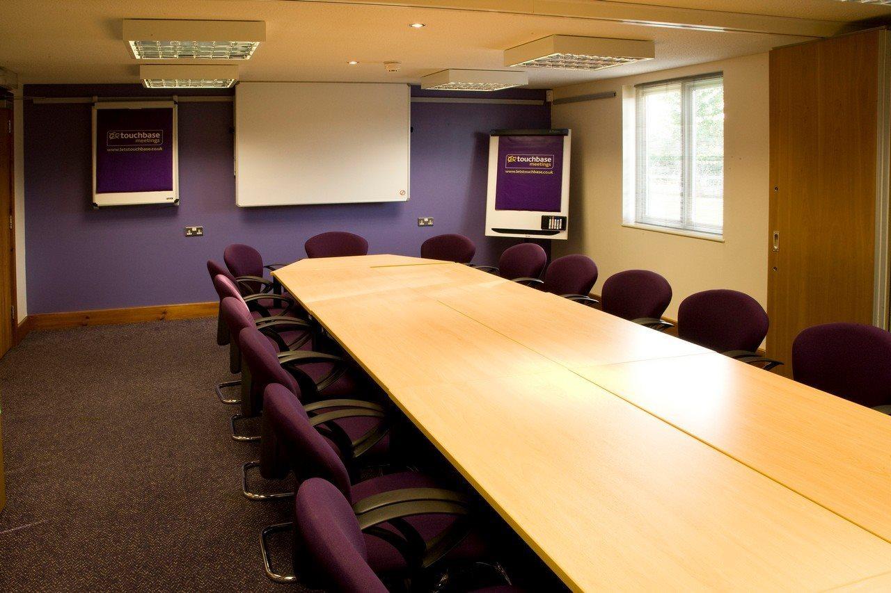 Premier Inn Челмсфорд Экстерьер фото
