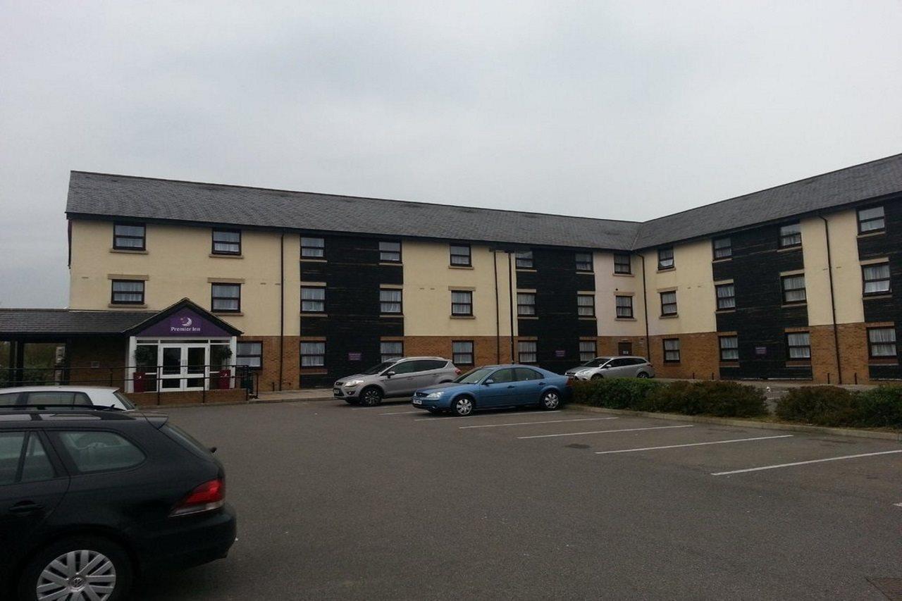 Premier Inn Челмсфорд Экстерьер фото