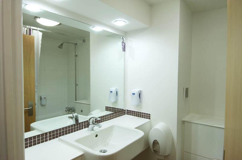 Premier Inn Челмсфорд Экстерьер фото